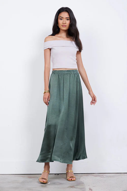 Silky Volume Skirt